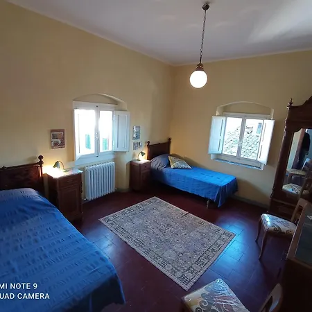 Tommasini La Torre Apartment *